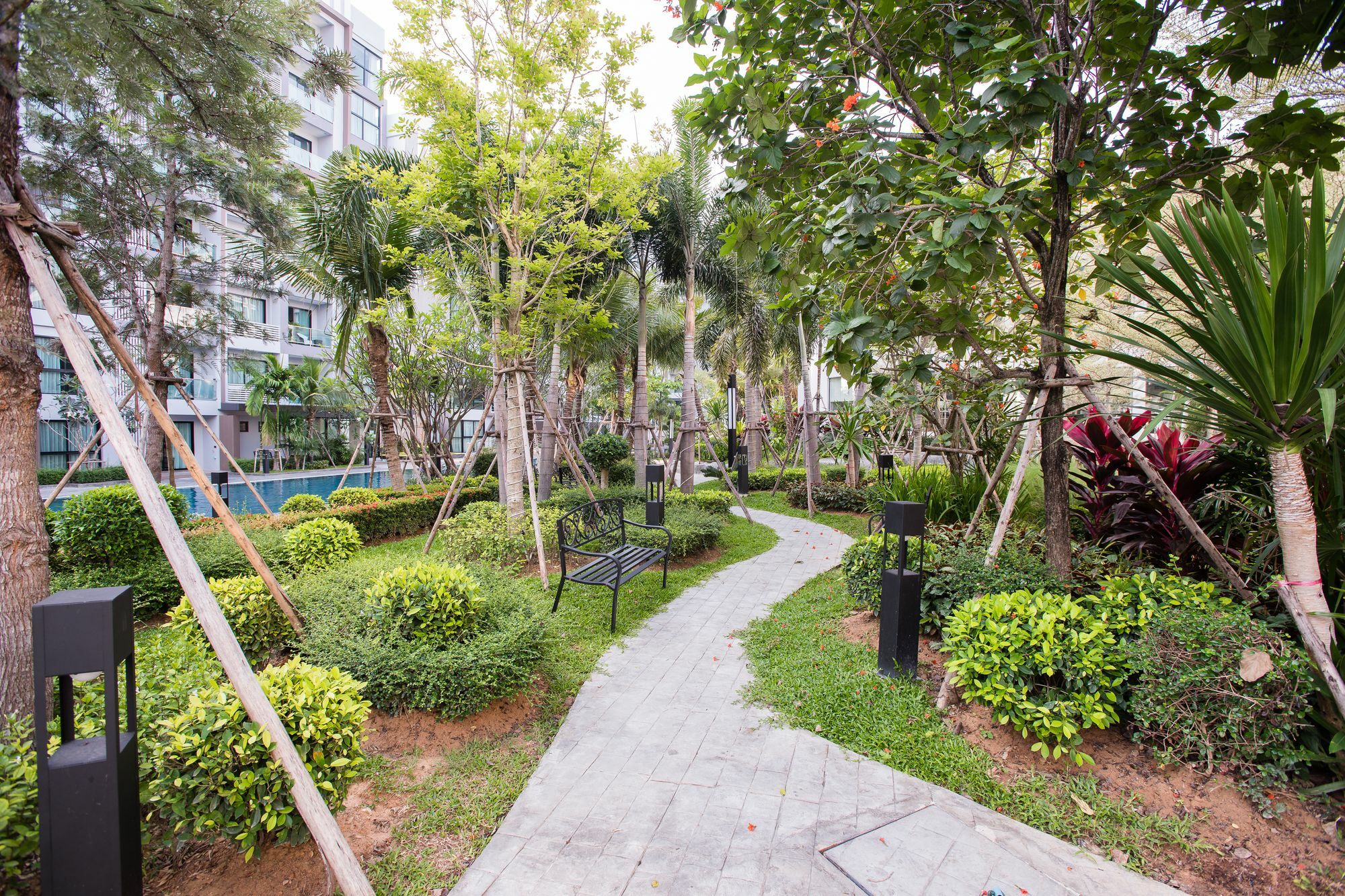 Апартаменты Dusit Grand Park Джомтьен Экстерьер фото